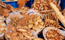 Jangan Bingung Cari Oleh-oleh, Ini Rekomendasi Toko Kue Paling Populer di Bandung