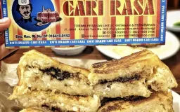 Bubur Ayam Gang Irit, Roti Cari Rasa Kosambi, dan Kenangan Masa SMA