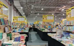 Mengintip Koleksi Buku Internasional di Festival Big Bad Wolf (BBW) Bandung Barat