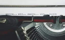 Elipsis ... Cara Pakai Tiga Titik sebagai Tanda Baca