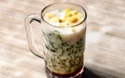 Sejarah Es Cendol Elizabeth yang Selalu Menjadi Minuman Bintang di Saat Ramadan