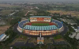 Sejarah Stadion Si Jalak Harupat Bandung, Rumah Bersama Persib dan Persikab