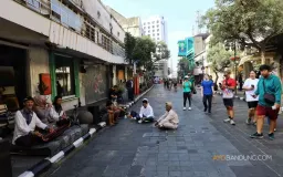 Dari Ramadan, Lebaran, hingga Pendatang Urban: 5 Tips bagi Netizen Menulis di April 2026