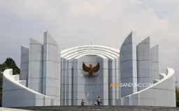 Ingatan Kolektif Bangsa dan Sejarah 