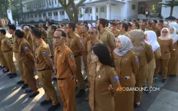 Setelah Status Guru PPPK Diambil Alih Pemerintah Pusat, Apa yang Terjadi?