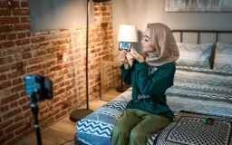 Ngabuburit Digital: Bahasa Sunda di Era Reels dan Shorts