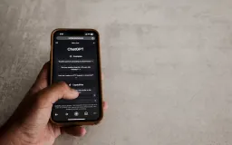 AI Pengganti atau Amunisi bagi Pedagang UMKM?