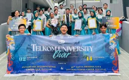 Di Balik Harmoni Telkom University Choir: Regenerasi, Keluarga, dan Mimpi ke Panggung Dunia