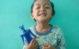 Merekatkan Ultraman, Merawat Kebahagiaan