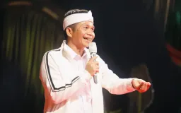 Lagu Kontroversial Lalaki Langit dari Bupati Purwakarta