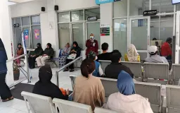 Pentingnya Patuh Minum Obat Hipertensi: Penyuluhan Mahasiswa PKPA UMB di Puskesmas Cibiru