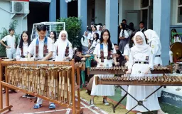Eksistensi Arumba sebagai Musik Tradisional Sunda di Tengah Modernisasi