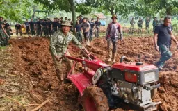 Sinergi Batalyon Pangan dengan Petani Mengatasi Deflasi Komoditas Pertanian