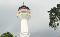 Mencari Hening di Tengah Ramadhan 