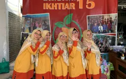 Cerita Ibu-ibu Majelis Taklim Menjaga Bumi dari Tumpukan Sampah di Jatihandap