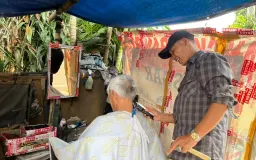 Tradisi Potong Rambut Lebaran di Kota Bandung: Antrean Panjang di Barbershop dan Lapak DPR yang Makin Sepi