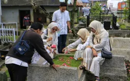 Lebaran itu Tentang Asal Usul Diri: Dari Bakti Kepada Orang Tua Hingga Nasionalisme yang Sejati