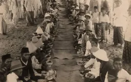 Akar Sejarah Halalbihalal: Transformasi Tradisi dari Era Walisongo ke Budaya Nasional Indonesia
