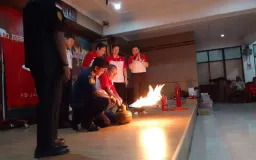 Ketika Api Menjadi Guru: Pelajaran Bertahan Hidup Mengatasi Kebakaran Tanpa Panik
