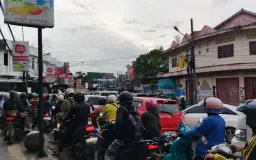 Separuh Kehidupan untuk Kemacetan di Kota Bandung
