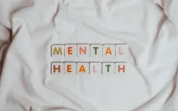 Darurat Kesehatan Mental dan Ruang Komunikasi Terapeutik Melalui Radio