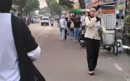 Jalan A.H. Nasution UIN 1 Bandung: Ramai Laju Kendaraan, Sepi Hak Pejalan Kaki