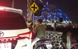 Kemacetan di Jalan Cimincrang Akibat Perlintasan Kereta Api dan Aktivitas Kawasan Gedebage, Apa Solusinya?