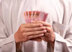 Ilustrasi uang tunai rupiah. (Sumber: Pexels/Defrino Maasy)