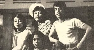 Trio Bimbo dan Iin Parlina. (Sumber: Wikimedia Commons | Foto: Aktuil Magazine)