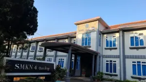 Ilustrasi sekolah kejuruan SMKN 4 Bandung. (Sumber: Laman SMKN 4 Bandung)