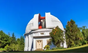 Di tengah wisata Lembang, Bosscha Observatory hadir sebagai ruang ilmu pengetahuan. (Sumber: Institut Teknologi Bandung (ITB))