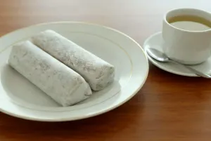 Camilan kue ladu, sangat populer di Garut, Tasikmalaya, dan Ciamis. (Sumber: T Bactiar)