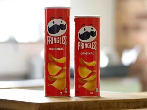 Ilustrasi shrinkflation dengan kemasan produk yang makin kecil akibat inflasi. (Sumber: Flickr | Foto: Brett Jordan)
