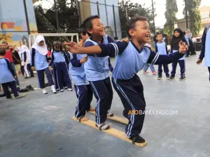 Festival Seni dan Budaya Tamansari 2026 di Taman Cascade, kawasan bawah jembatan layang Mochtar Kusumaatmadja, Tamansari, Kota Bandung, Sabtu 15 Agustus 2026. (Sumber: Ayobandung.com | Foto: Irfan Al-Faritsi)