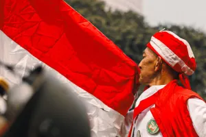 Ilustrasi bendera Indonesia. (Sumber: Pexels | Foto: Daris Ardiansyah)