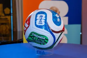 Bola Piala Dunia 2026. (Sumber: Wikimedia Commons | Foto: UKinUSA)