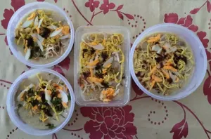 Bubur Asyura khas Banjar. (Sumber: Wikimedia Commons)