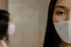 Maskter kesehatan. (Sumber: Pexels | Foto: cottonbro studio)