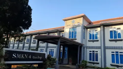 Ilustrasi sekolah kejuruan SMKN 4 Bandung. (Sumber: Laman SMKN 4 Bandung)