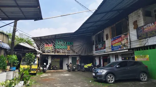 Foto 1 Lokasi Eks Halteu Karees saat ini menjadi Hotel Harapan Indah (Sumber: Pribadi | Foto: Maya Maulyda)