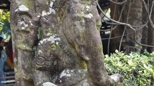 Arca Ganesha di gerbang ITB. (Sumber: Dokumentasi Malia 2026)