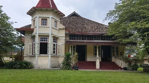 Foto Rumah Ursone (Piknik Kopi) di Lembang (Sumber: Dokumentasi Pribadi | Foto: Hilman)