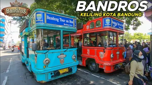 Salah satu video Youtube Boby Rachma "BANDUNG TOUR ON BUS!! KELILING KOTA BANDUNG NAIK BANDROS!!".