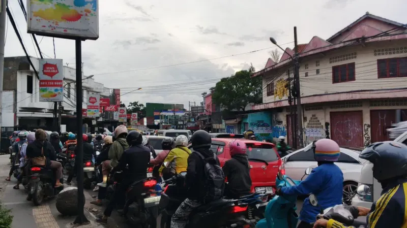 Kemacetan Cibaduyut Saat Ramadhan 2026. (Sumber: Dokumentasi Penulis | Foto: Dias Ashari)